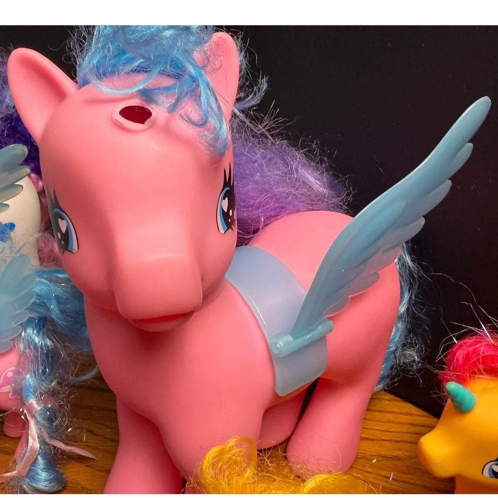 Vintage - My Little Pony Figures: Lot of 8, Unicorn Pegasus Wings - Mixed Sizes